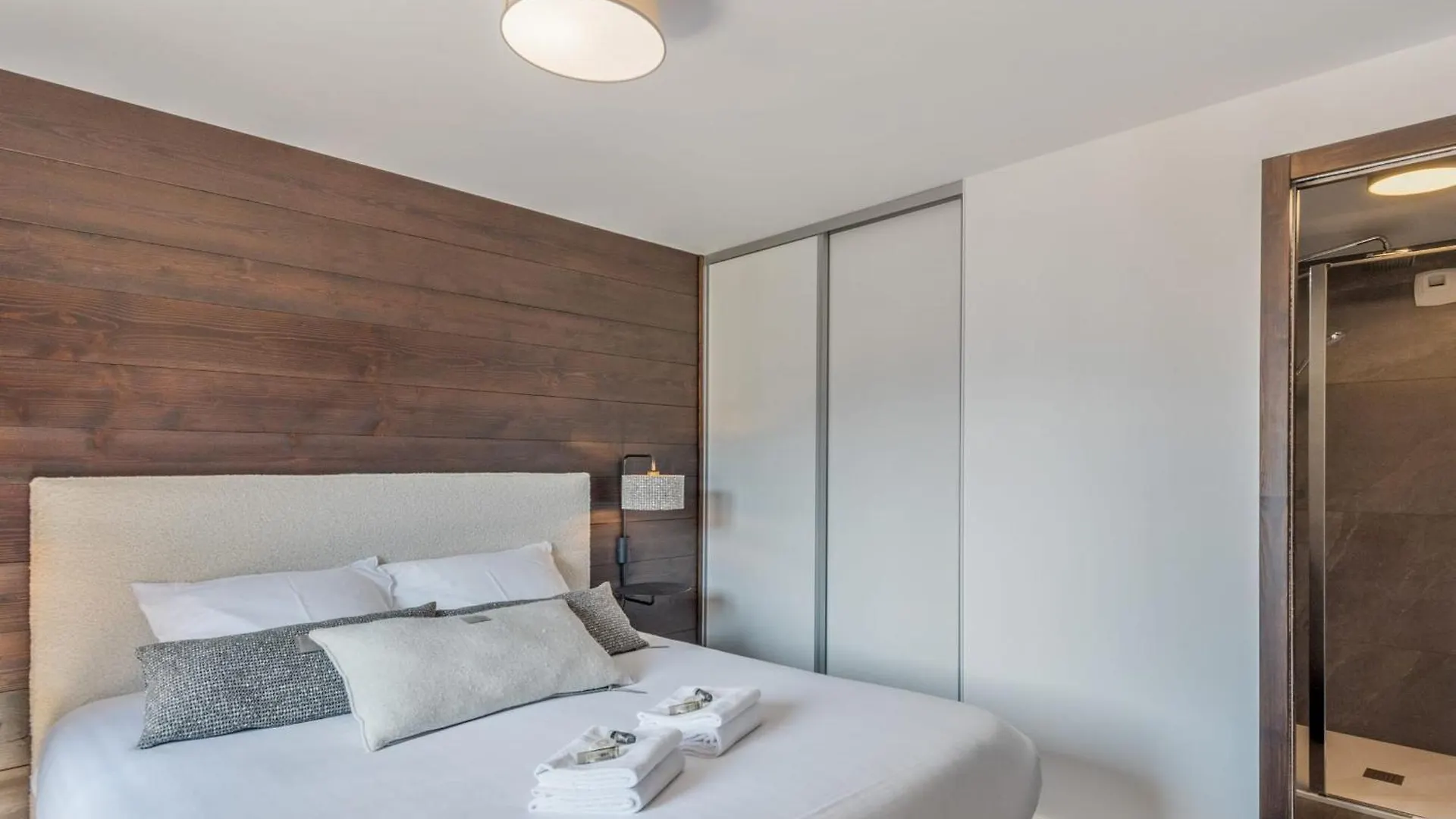 Appartement Geneva - Welkeys Demi-Quartier 0*,  France